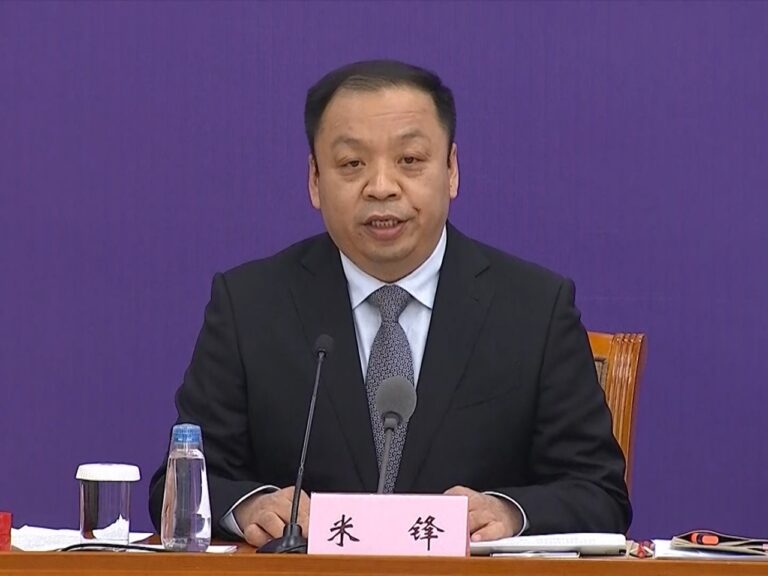 卫健委：全国大多数地区已属低风险　要严防境外输入