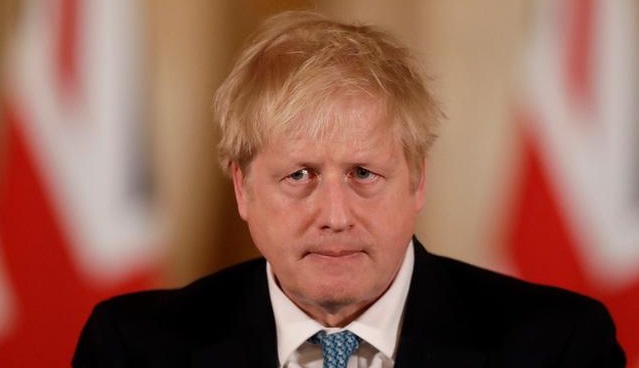 英首相送加护病房
