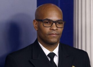 美国卫生总监:“这将是我们的珍珠港时刻”