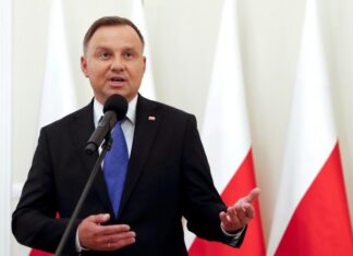 波兰总统确诊冠病 目前状况良好