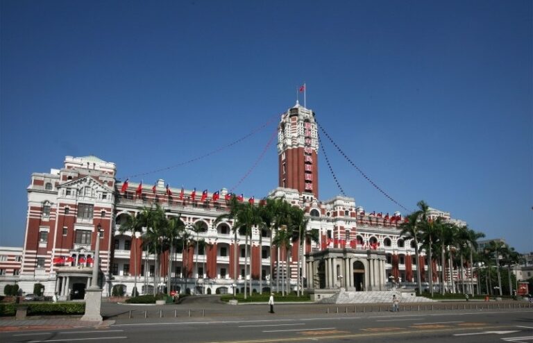 河南洪灾 台湾蓝绿政治人物多表慰问