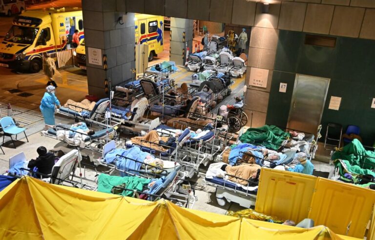 香港新增8674宗確診 累計死亡患者153人