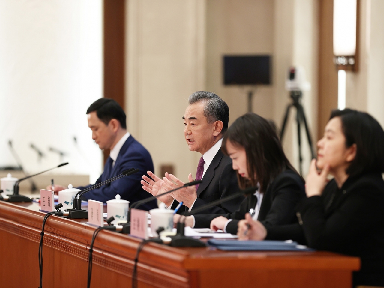 王毅：中俄關係不受第三方干擾和挑撥 台灣烏克蘭問題有本質區別