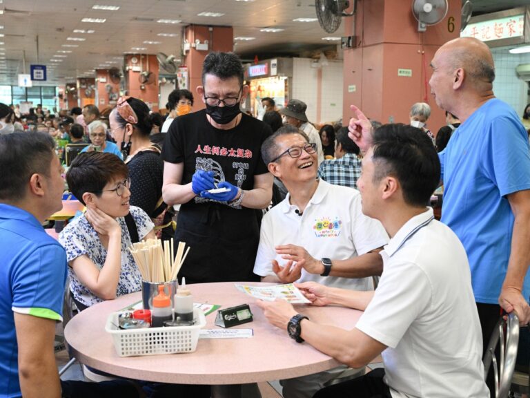 新一期消費券發放　陳茂波指今次發放消費券將為零售及餐飲市道注入額外約130億元消費力