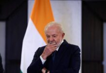 俄入侵烏565天:王芳在死難者的骨堆上為凶手唱讚歌,澤連斯基:南部和東部反攻俄軍有進展