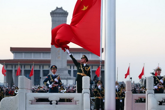 升国旗1.jpg 升国旗1.jpg