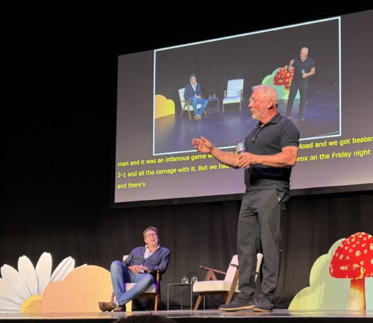 Ally McCoist爱丁堡国际图书节讲演:足球趣事笑料百出