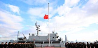 中國人民解放軍駐香港部隊下半旗誌哀