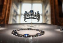 卢浮宫一亿美元珠宝劫案非黑帮所为