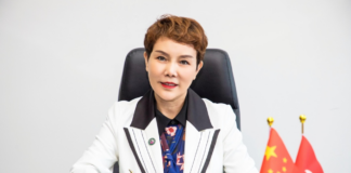 唐安英:厚誠立業 奉獻川港