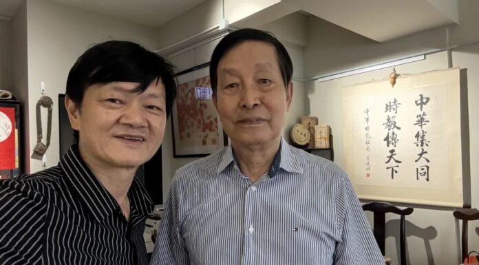 文心鑄詩史 翰墨續文脈|招小波榮獲第八屆國際城市文化論壇「城市文化貢獻獎」